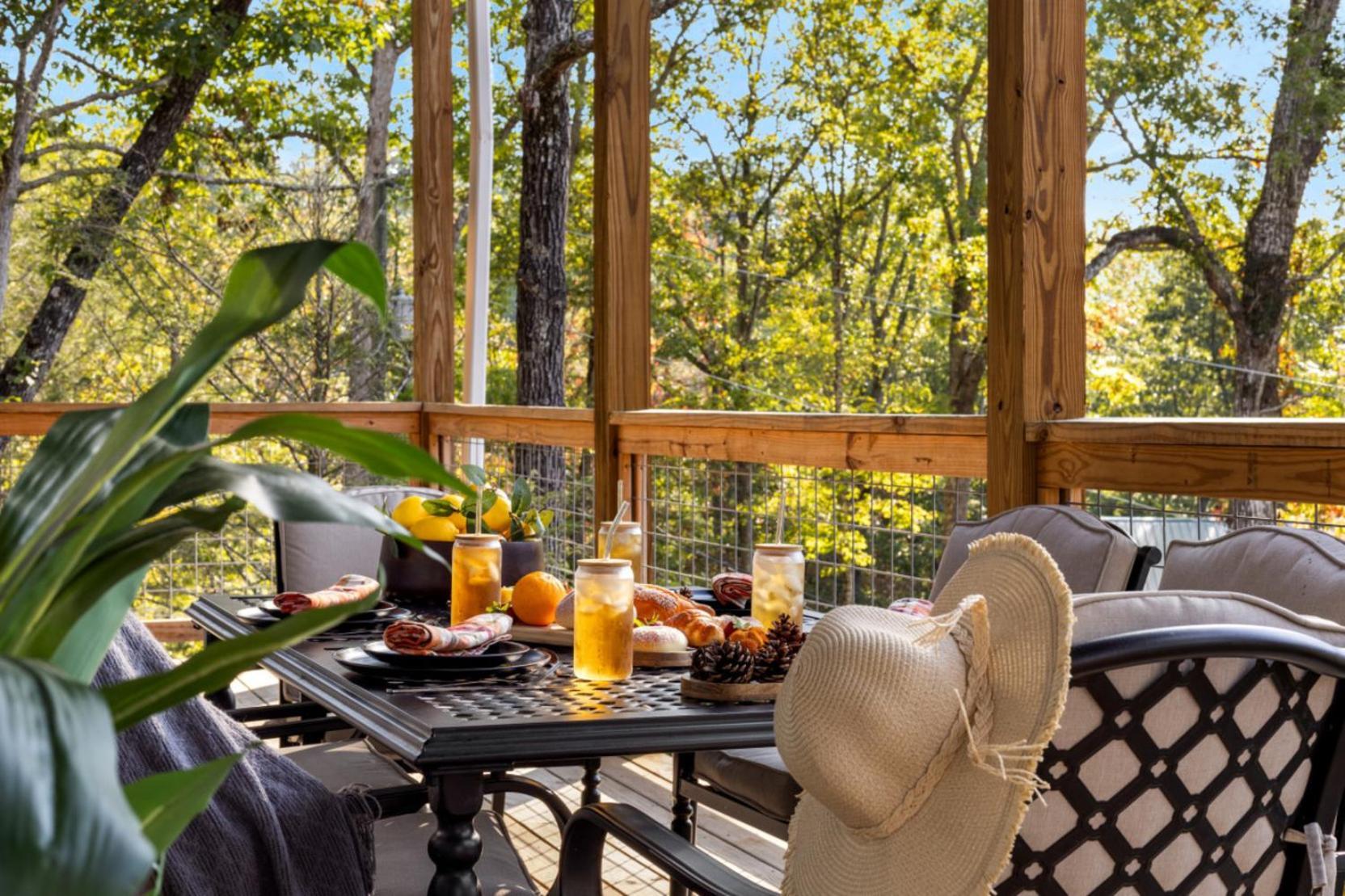 Tranquil Mountain Getaway By Ghosal Luxury Lodging Гатлінбург Екстер'єр фото