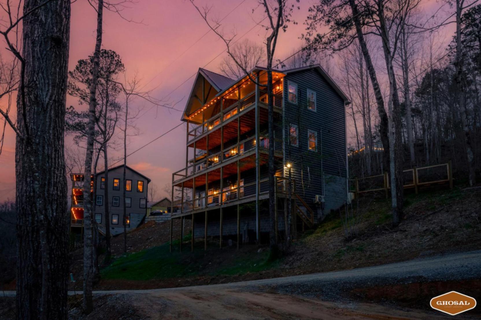 Tranquil Mountain Getaway By Ghosal Luxury Lodging Гатлінбург Екстер'єр фото