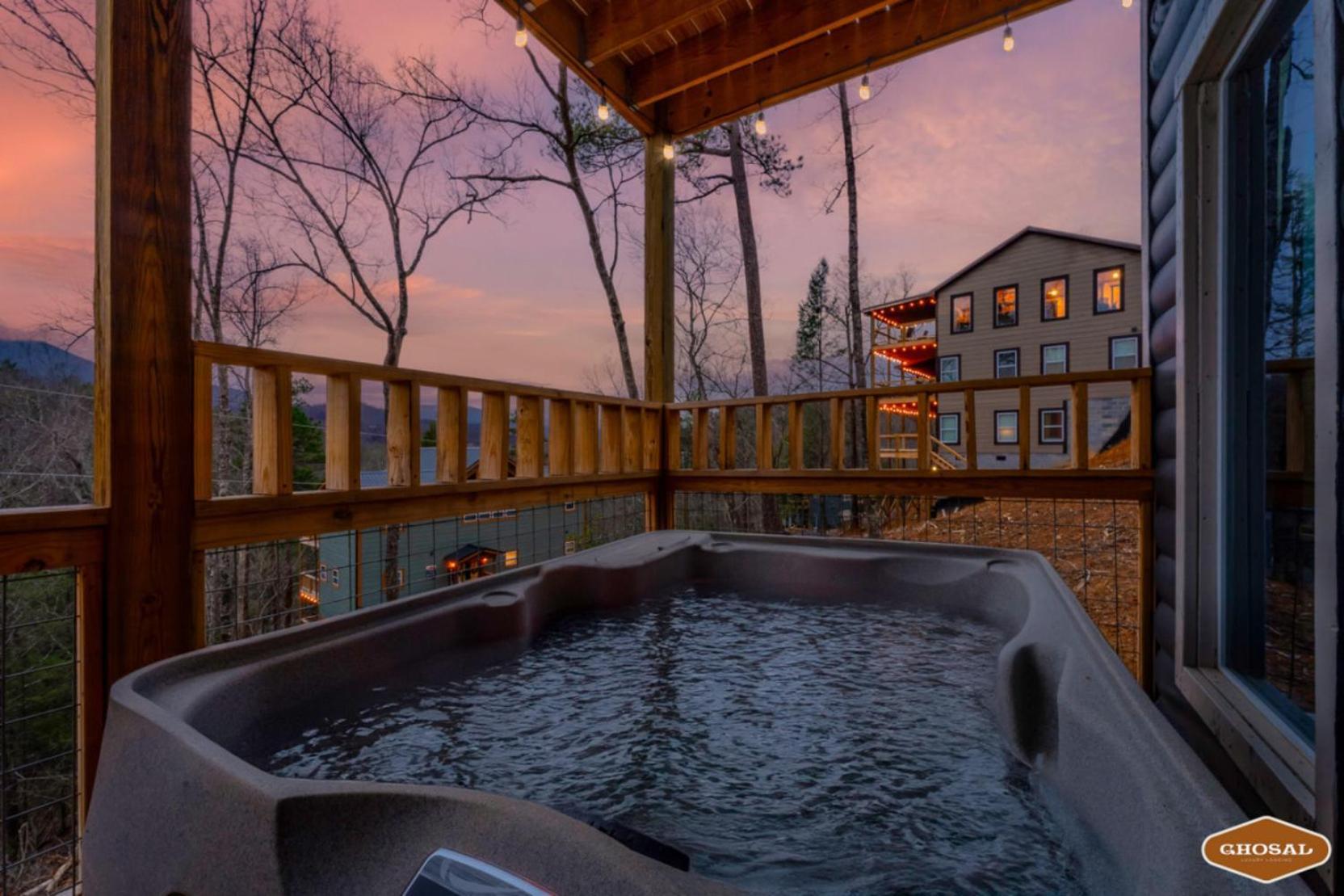 Tranquil Mountain Getaway By Ghosal Luxury Lodging Гатлінбург Екстер'єр фото