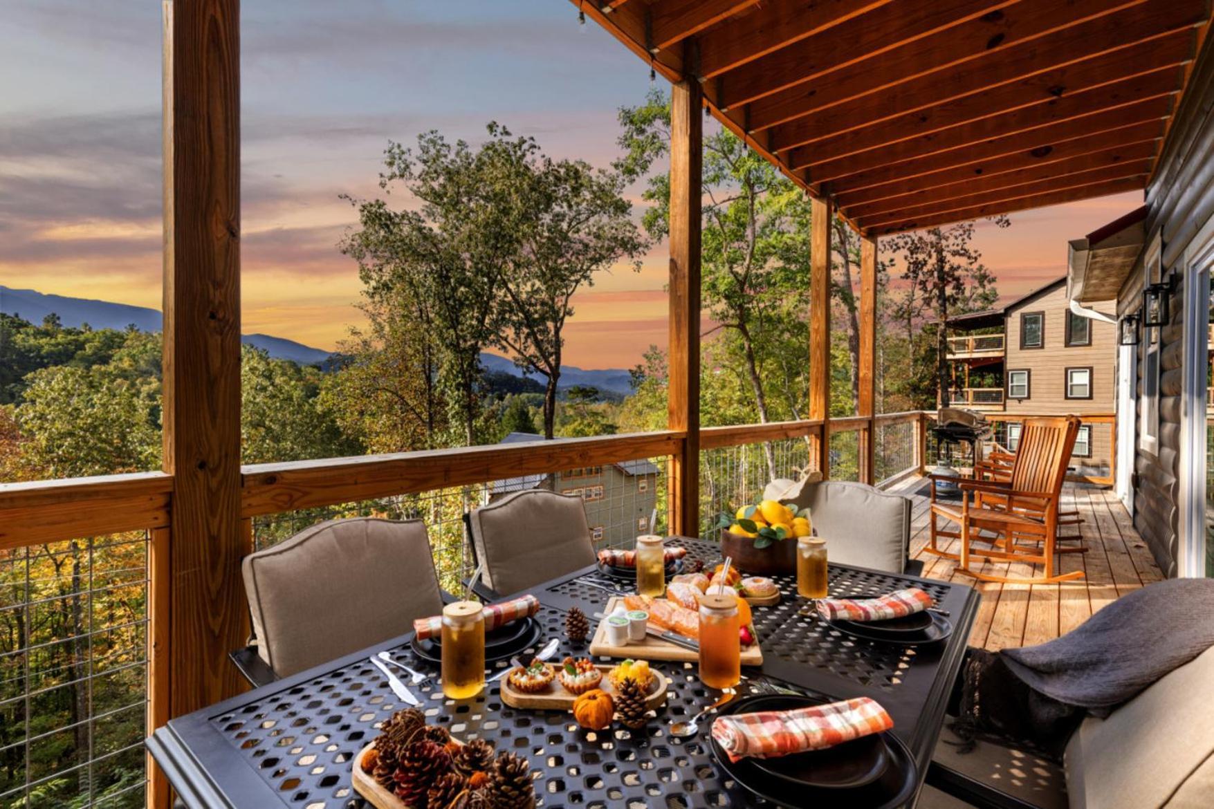 Tranquil Mountain Getaway By Ghosal Luxury Lodging Гатлінбург Екстер'єр фото